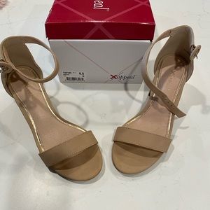 Xappeal women’s Hartley Sandal- Nude